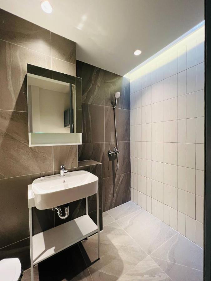 M Village Living Ly Chinh Thang Ho Chi Minh City Exterior photo